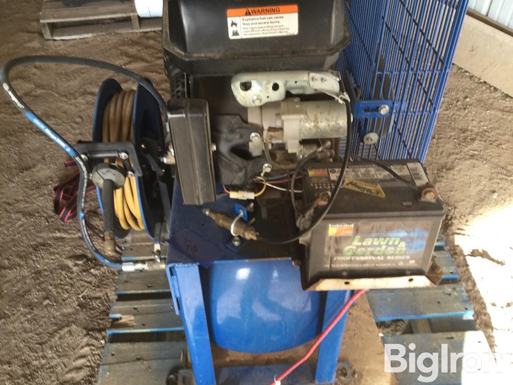 quincy-qp7.5-gas-powered-air-compressor-image-10