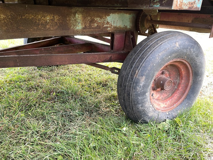 #200-•-forage-king-14"-chopper-box-(boyceville,-wi)-image-37