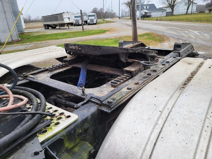 kenworth-t600-image-21