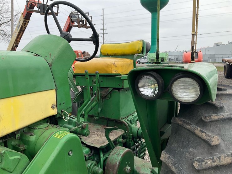 john-deere-730-image-18
