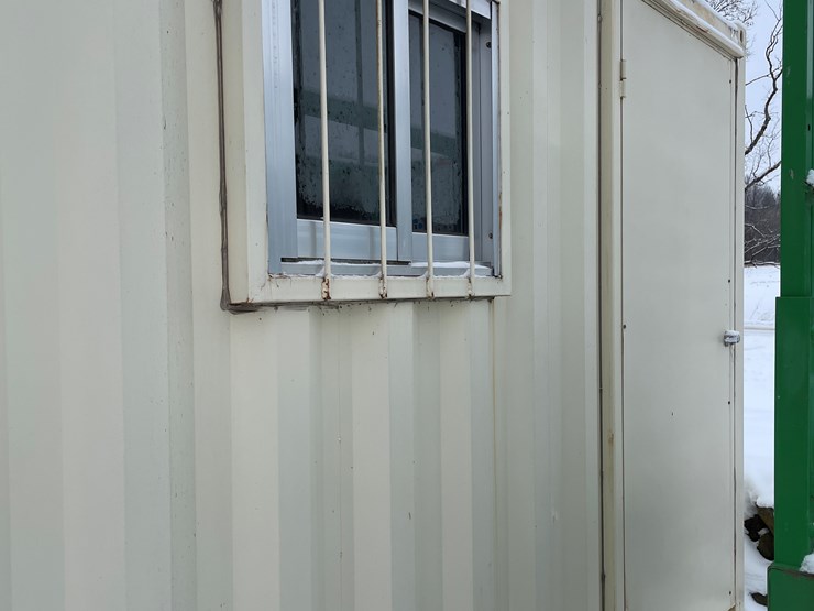 #7484-•-12'-shipping-container-image-7