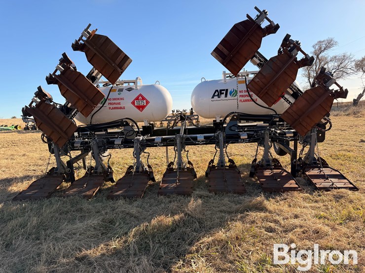 2024-moore-built-12r30-image-6