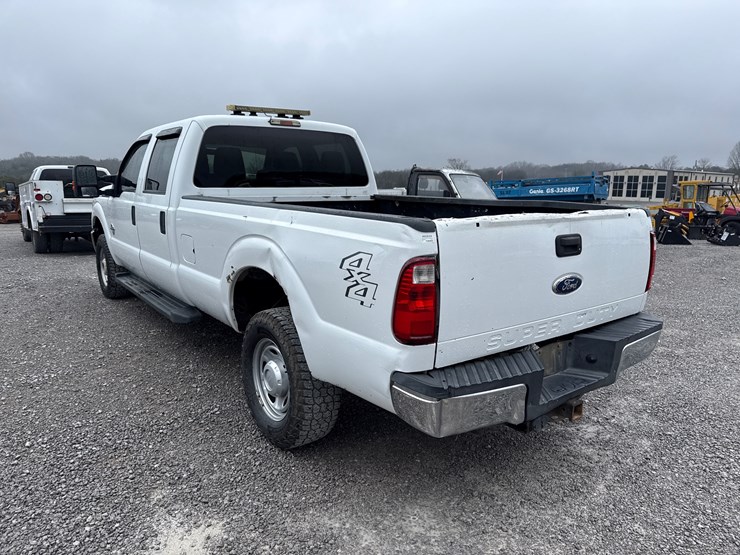 2012-ford-f250-xl-image-4