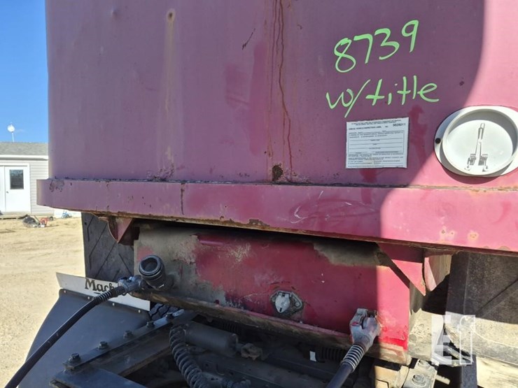 heil-trailer-image-15