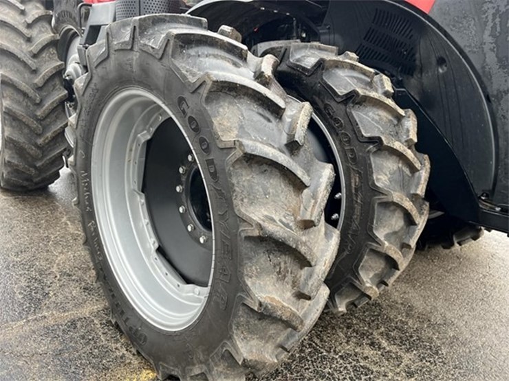 #157-•-2023-magnum-310-cvt-image-16