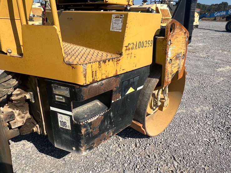 caterpillar-cb-334e-image-4