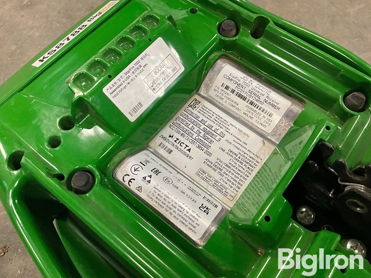 john-deere-7000-image-15