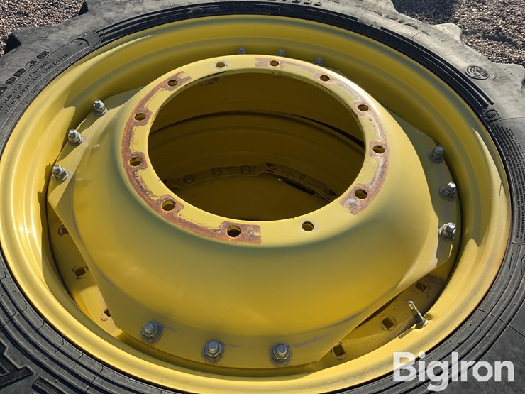 john-deere-8370r-image-11