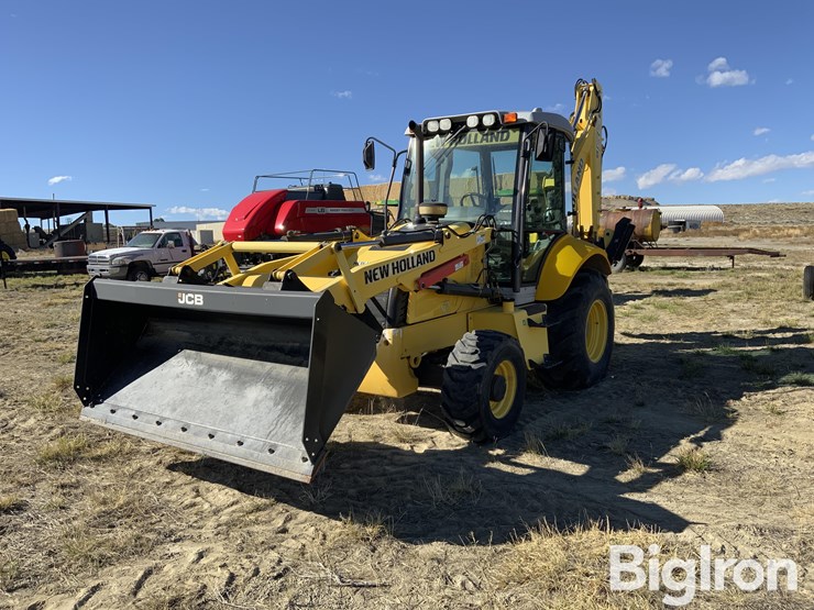 2013-new-holland-b95b-image-1