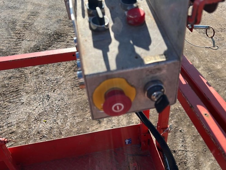 skyjack-sj8243rt-image-40