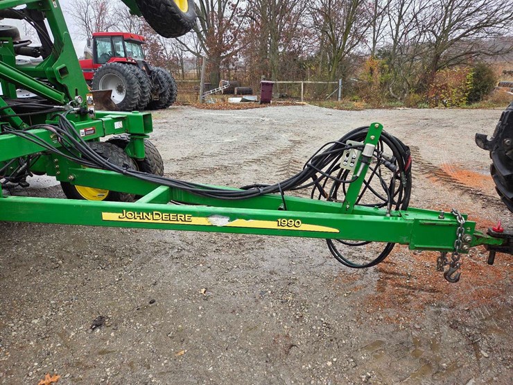 john-deere-1990-image-3