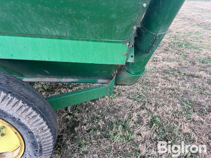 john-deere-68-image-11