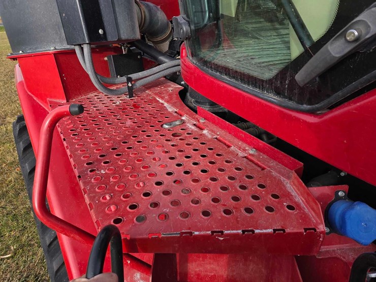 case-ih-620-image-58