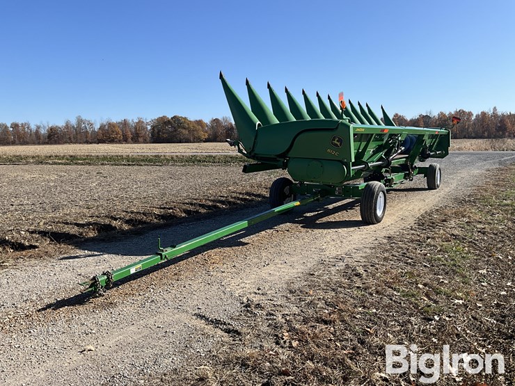 john-deere-612c-image-1