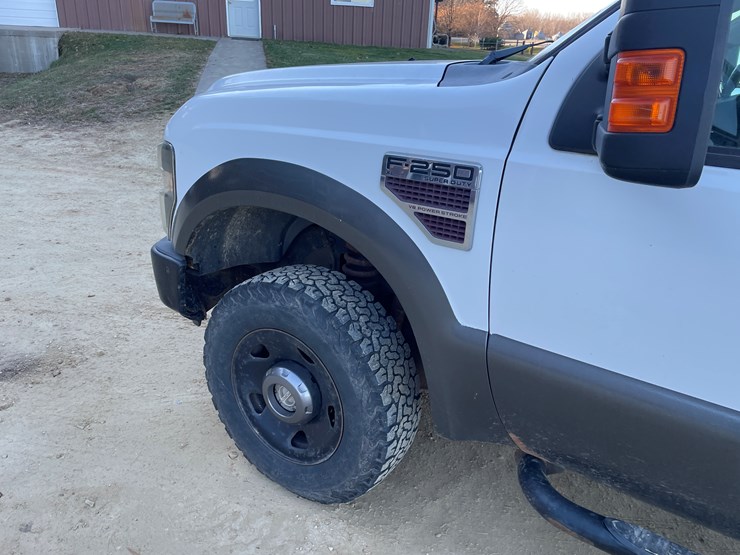 ford-f250-xl-image-22