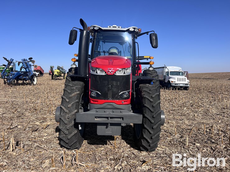 massey-ferguson-8727s-image-2