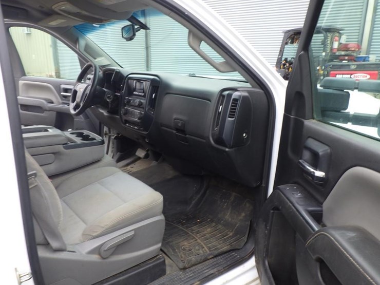 chevrolet-2500hd-image-6