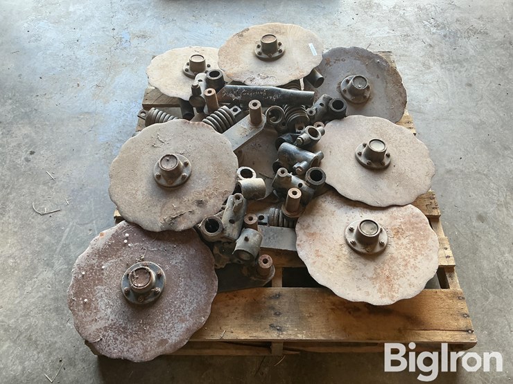 fertilizer-opening-disks-image-4