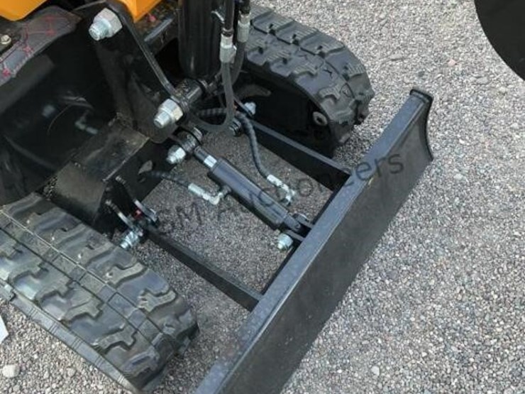 2025-miva-13-mini-excavator-image-6