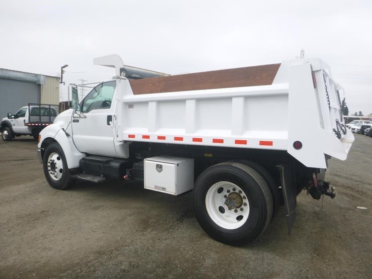 2013-ford-f650-image-4