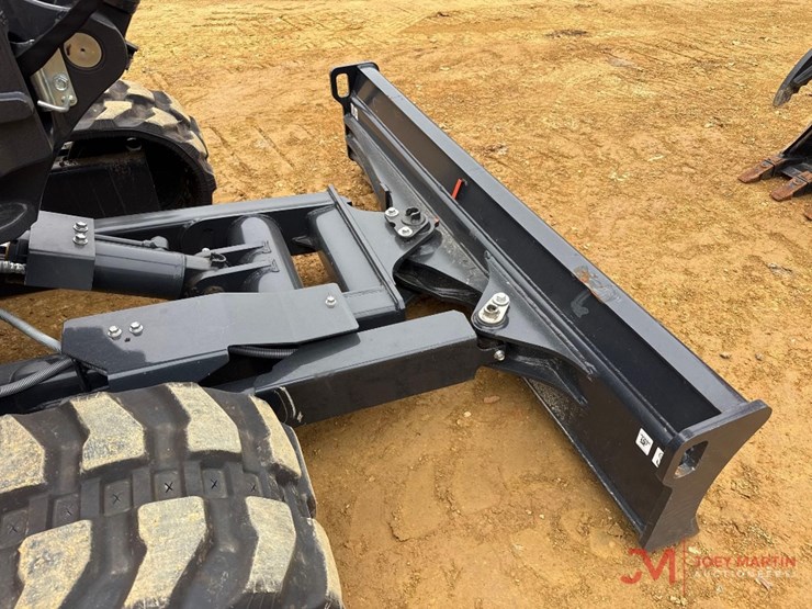 kubotakxo40-5-mini-excavator-image-8