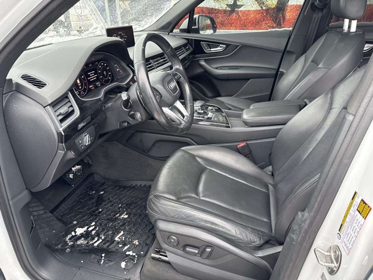 2017-audi-q7-image-14