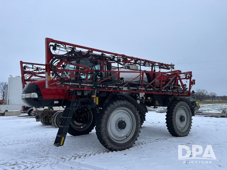 case-ih-patriot-3340-image-15