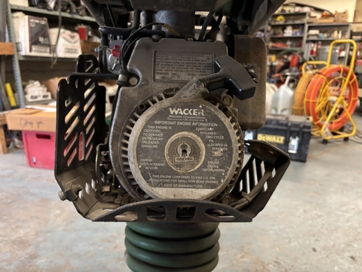 2007-wacker-neuson-bs60-4s-image-5