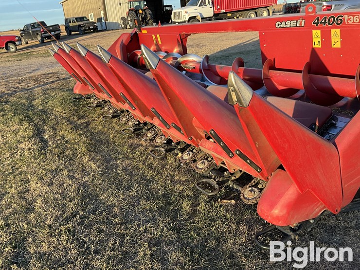 case-ih-4406-image-9