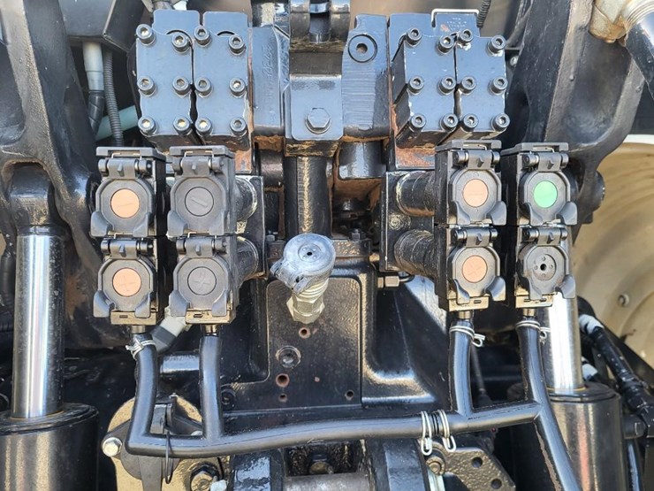 new-holland-t7.260-image-30