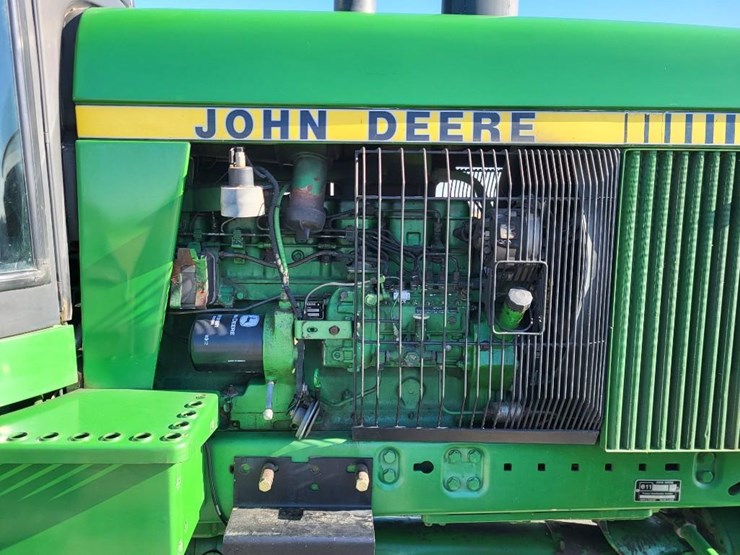 john-deere-4450-image-40