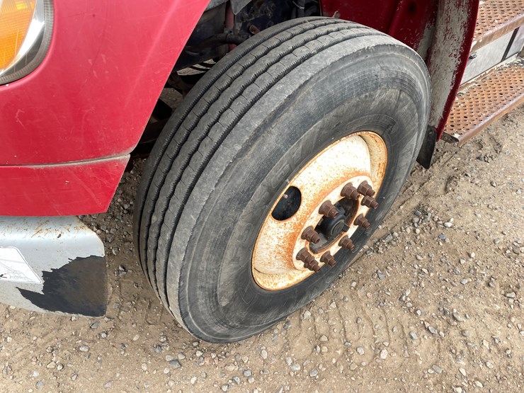 #1119-•-2009-freightliner-digger-derrick-(has-mn-title)-image-9