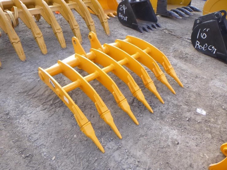 caterpillar-305-image-2