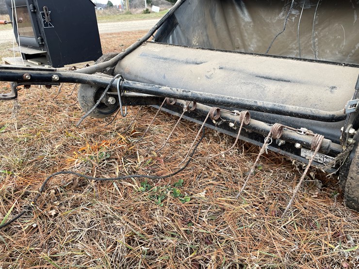 #209-•-agri-fab-42"-lawn-sweeper-with-dethatcher-(boyceville,-wi)-image-7