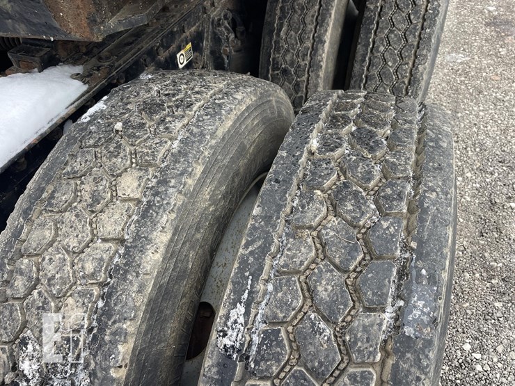 kenworth-t2000-image-21