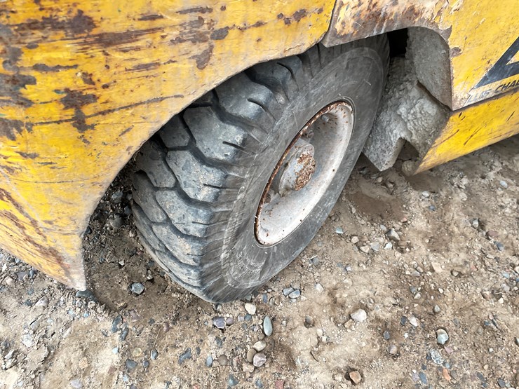 #1002-•-allis-chalmers-fp50-24-forklift-image-13