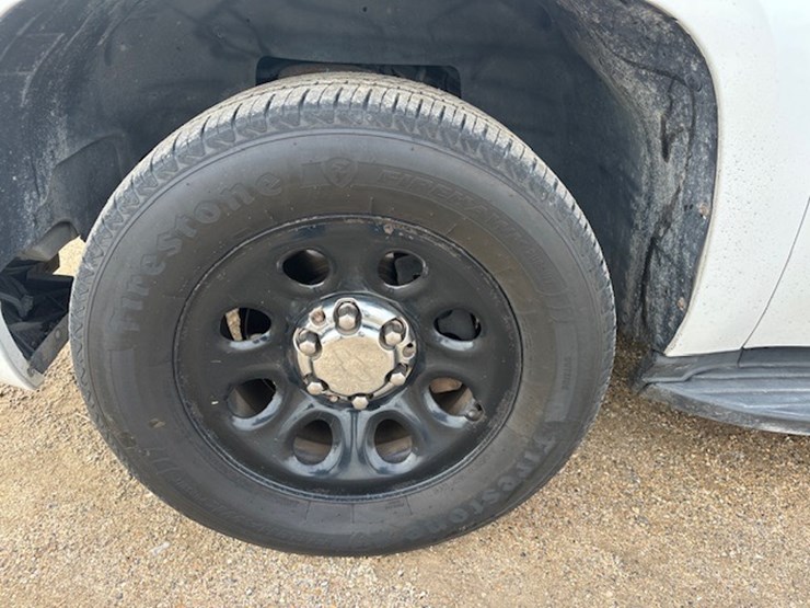 chevrolet-tahoe-image-13