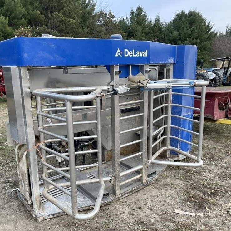 Delavel Classic VMS Milking Robot