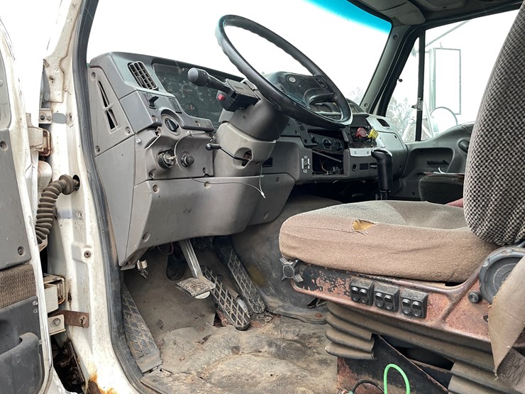 #1145-•-1998-ford-cab-and-chassis-(has-mn-title)-image-22