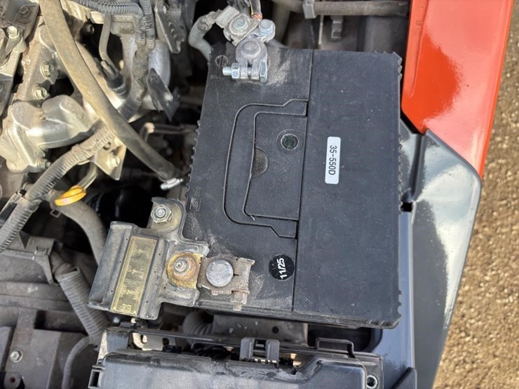 2020-toyota-8fg35u-image-31