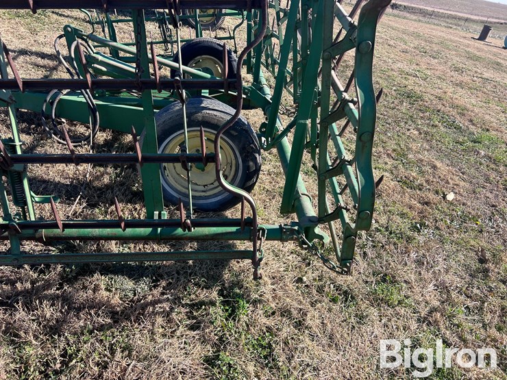 john-deere-24-image-10