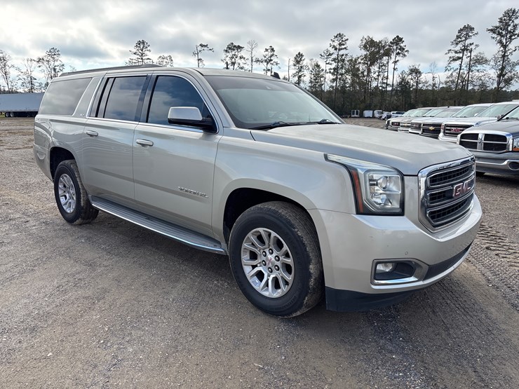 gmc-yukon-image-2