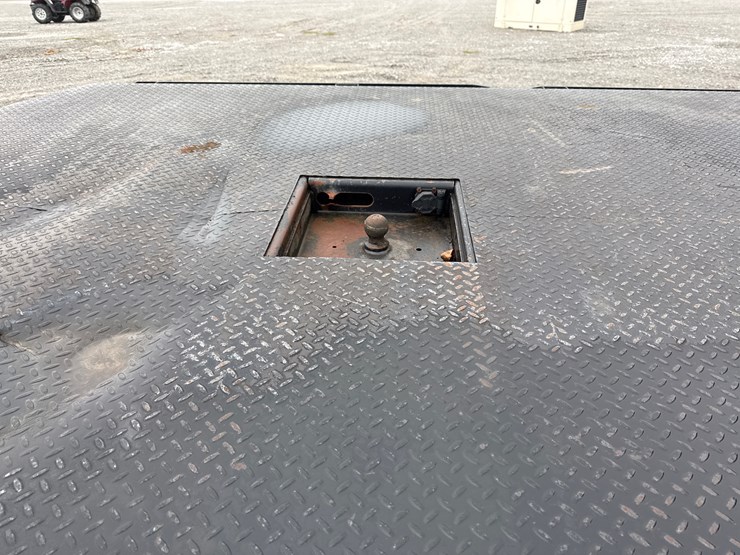 ford-f550-xl-image-11