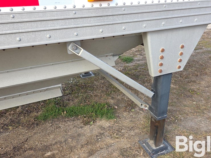 2015-timpte-supper-hopper-image-14