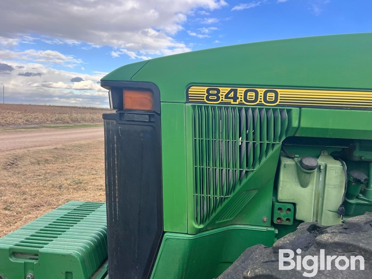 john-deere-8400-image-17
