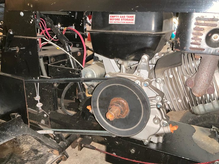 wheelhorse-312-8-image-32