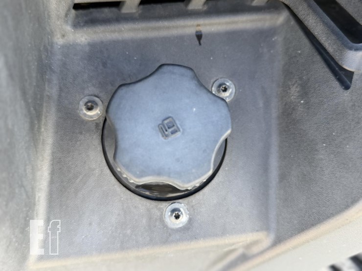 john-deere-gator-xuv-835r-image-7