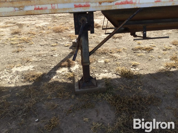 neville-trailer-image-13