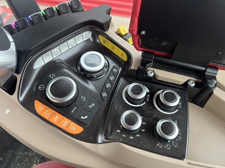 #156-•-2023-steiger-470-image-32