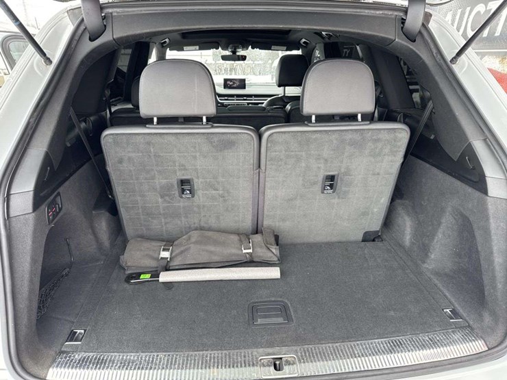 2017-audi-q7-image-21